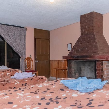 Hotel La Margarita Минераль-де-Ангангео Экстерьер фото